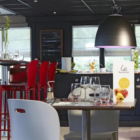 Campanile Lille Sud - Douai Кюенси